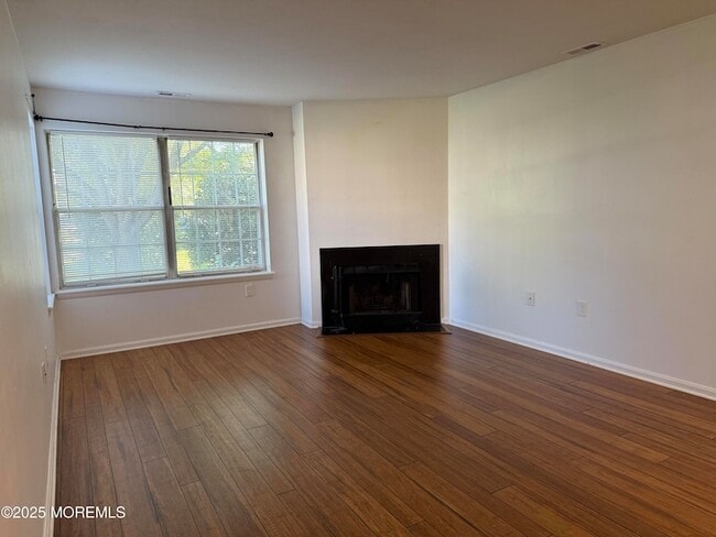 Building Photo - 58 Meadow Ridge Rd
