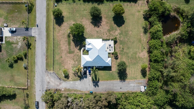 Building Photo - 16854 87th Ln N
