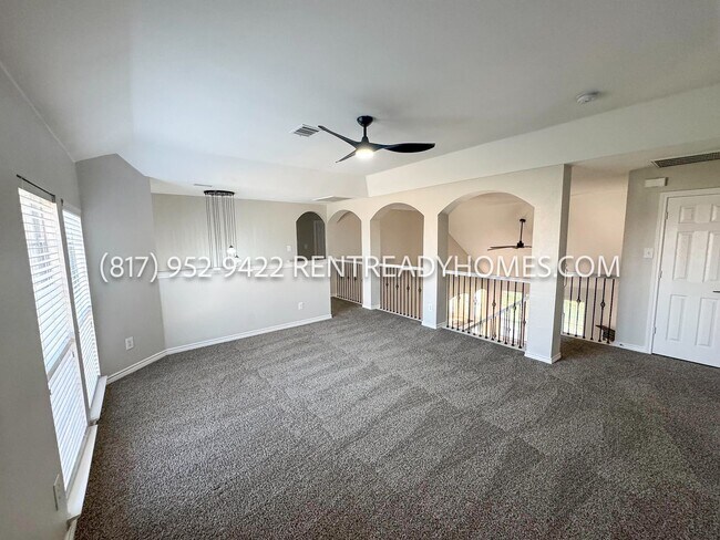 Building Photo - 2221 Overton Dr