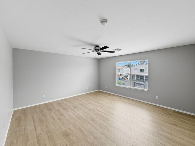 Building Photo - Pecan Creek - 5 Bedroom 3 Bathroom Home!
