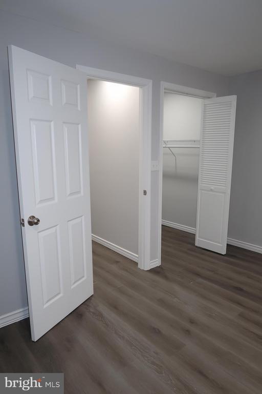 Building Photo - 2833 Brendan Ave