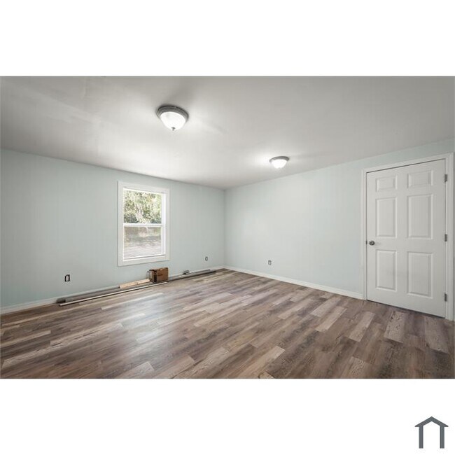 Building Photo - 12706 Lanier Rd