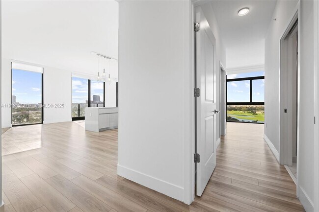 Building Photo - 101 Diplomat Pkwy