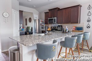 Building Photo - 234 Fernwood Dr