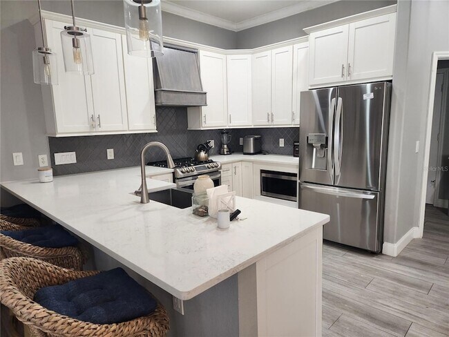 Building Photo - 5274 Far Oak Cir