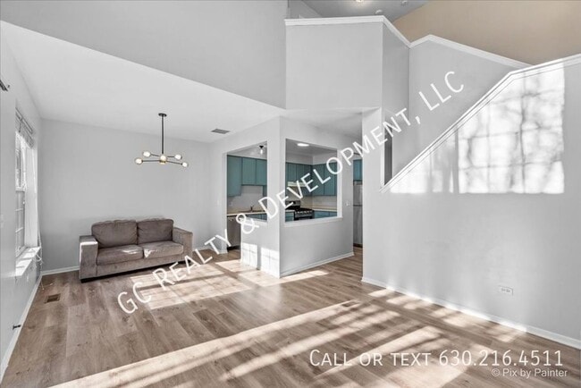 Building Photo - 2864 Rutland Cir