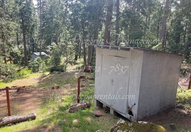 Building Photo - Spacious 5-Bedroom Retreat with Private Lake Access in Twain Harte!