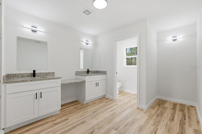 Building Photo - Brand New 3 Bed 2.5 Bath Townhouse in Palm Coast