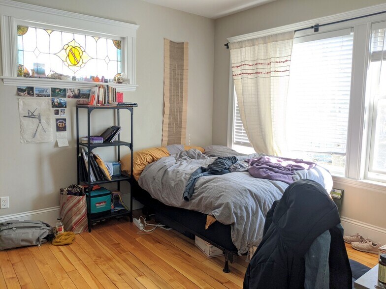 Building Photo - 6 Westminster St