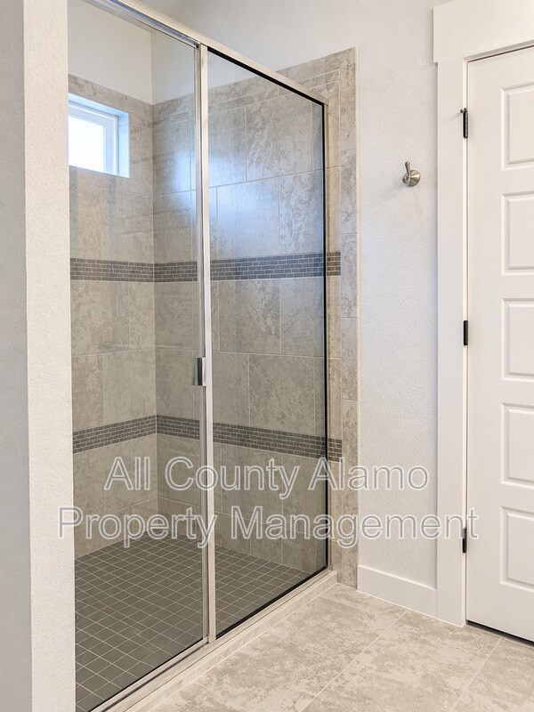 Building Photo - 10542 Francisco Way