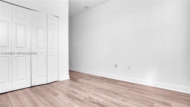 Building Photo - 10863 NW 85th St