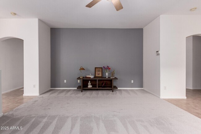 Building Photo - 12526 W Bird Ln