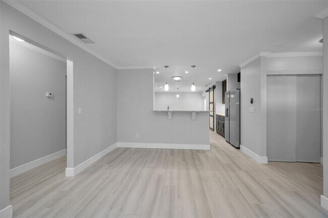 Building Photo - 1502 Cottonwood Terrace