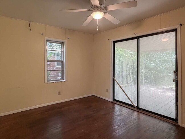 Building Photo - 2 Bedroom Home for Lease!!