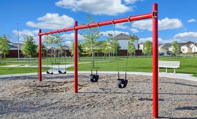 Building Photo - 4017 Silver Linden