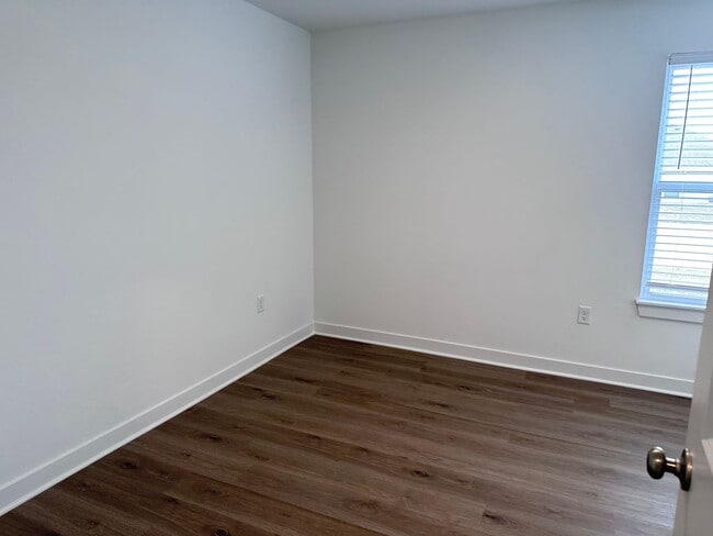 Building Photo - 3727 NW 93rd St