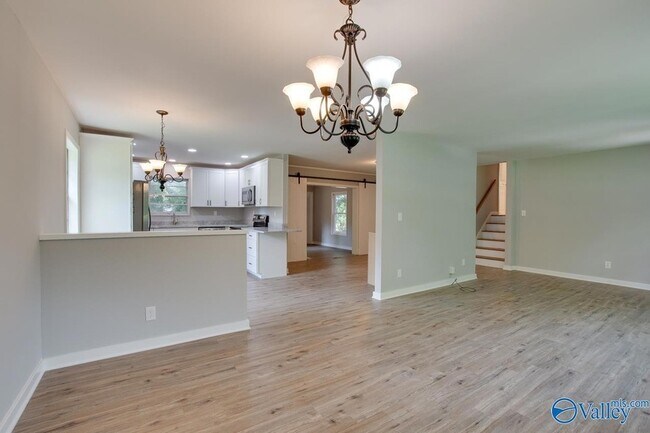 Building Photo - 3803 McEwen Dr NW