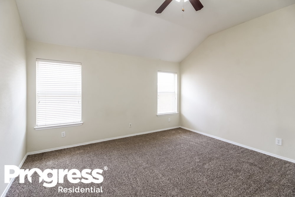 Building Photo - 412 Round Rock Dr