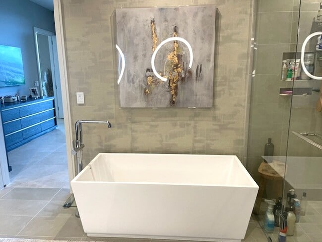 Building Photo - Luxury Furnished Gulf-Front Condo at The St. Regis Residences, Longboat Key, FL