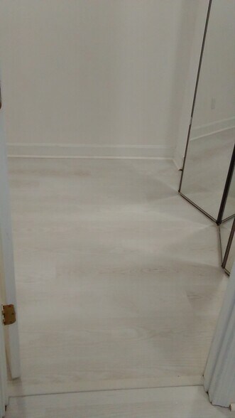 Building Photo - 48 Forest St