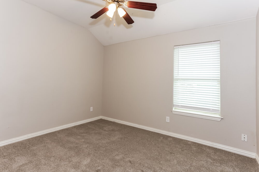 Building Photo - 7616 Rainbow Creek Dr