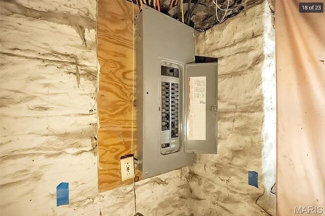 Building Photo - 2648 California Ave