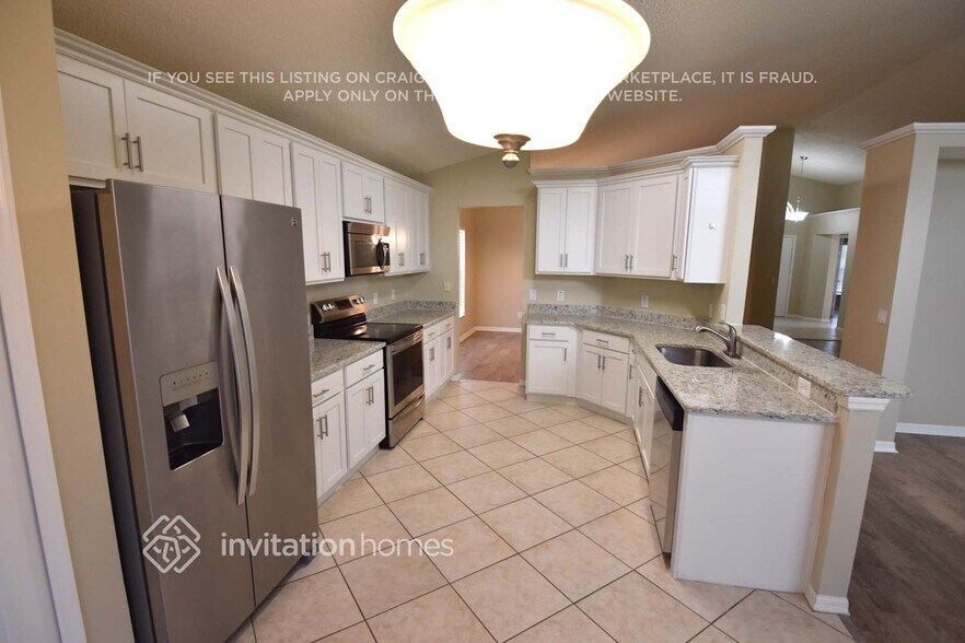 Building Photo - 13318 Meadowlark Ln