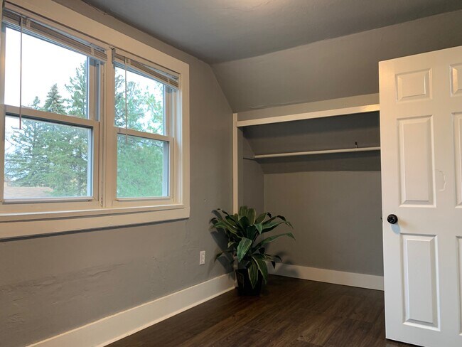 Upstairs Bedroom #1 - 409 State St E