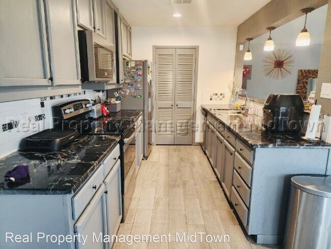 Building Photo - 3 br, 2 bath House - 703 Matthews Ct.