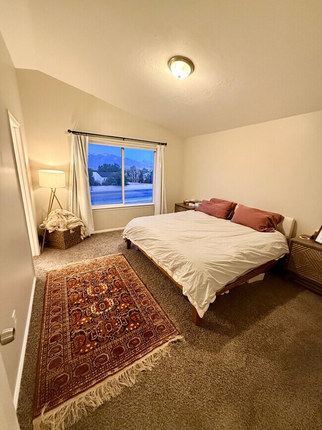 Building Photo - 6793 Mountain Aura Dr