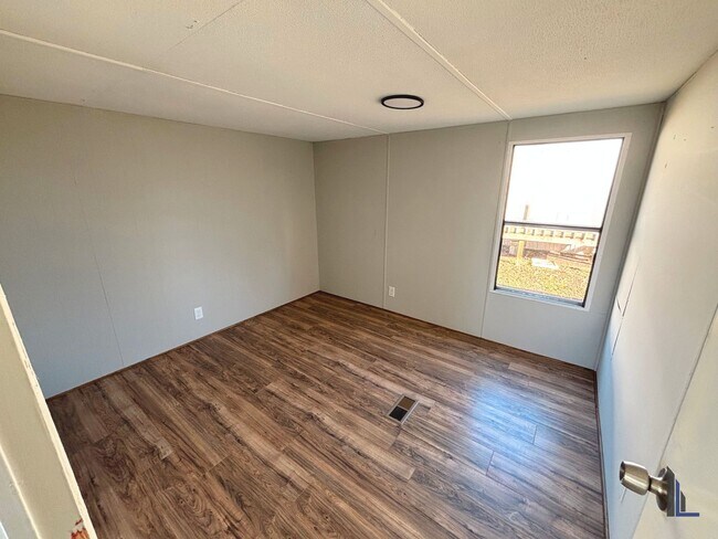 Building Photo - Cypress