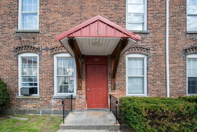 Building Photo - 50-62 East Street - 1C