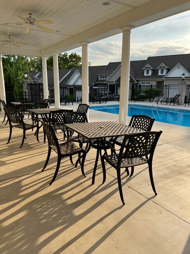 Building Photo - 510 Bowerwood Cir