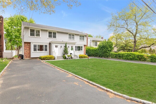 Building Photo - 38 Dunes Ln