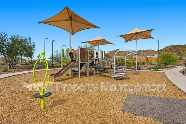 Building Photo - 6922 W Buckhorn Trail