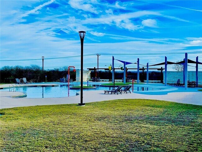 Building Photo - 1005 Ferryman Dr