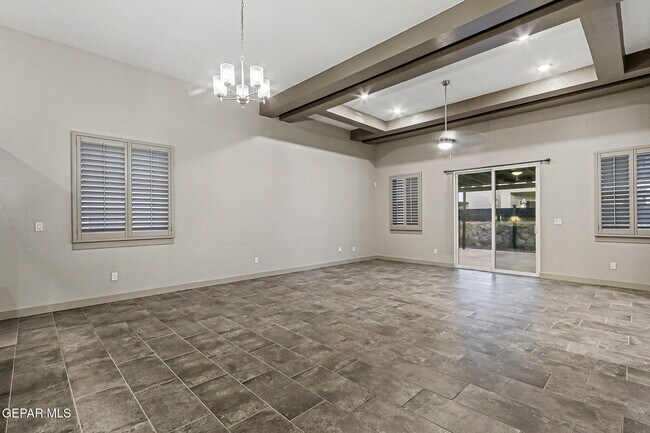 Building Photo - 12365 Desert Pine Ave