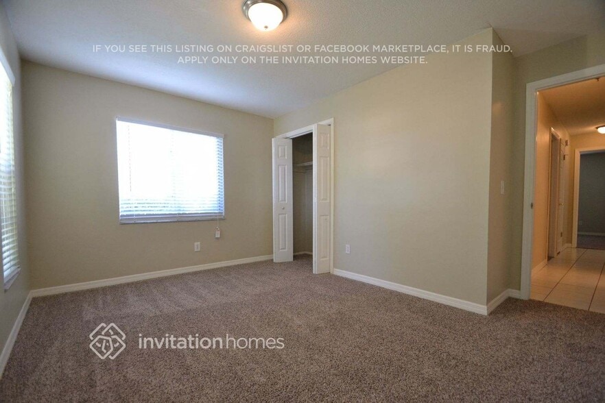 Building Photo - 8643 Tarragon Dr