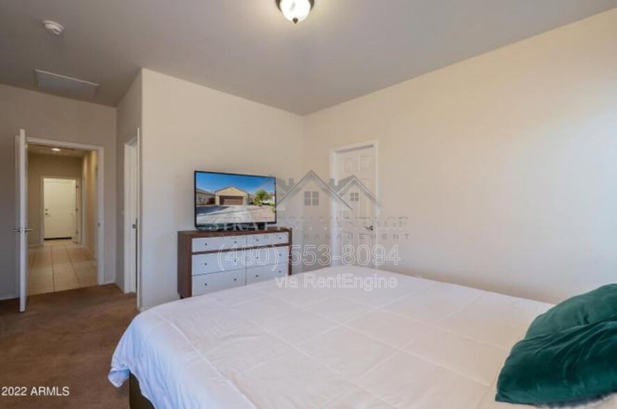 Building Photo - 5614 W Montebello Way