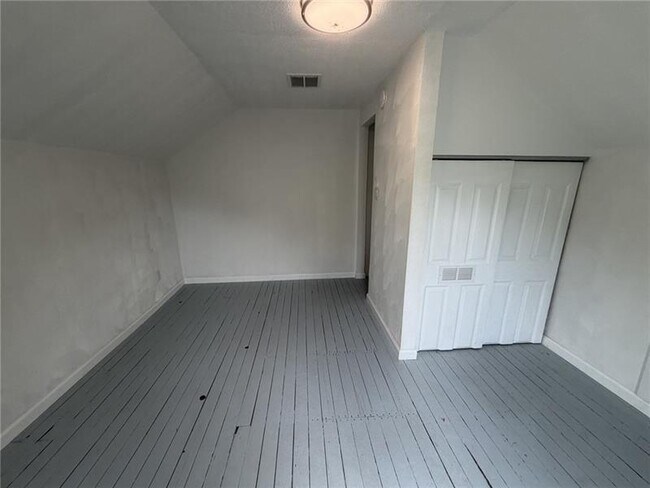 Building Photo - 254 Bailies Run Rd