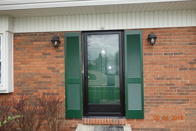 Building Photo - 1134 Alden Ln