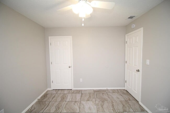 Building Photo - 6810 Tiki Ln