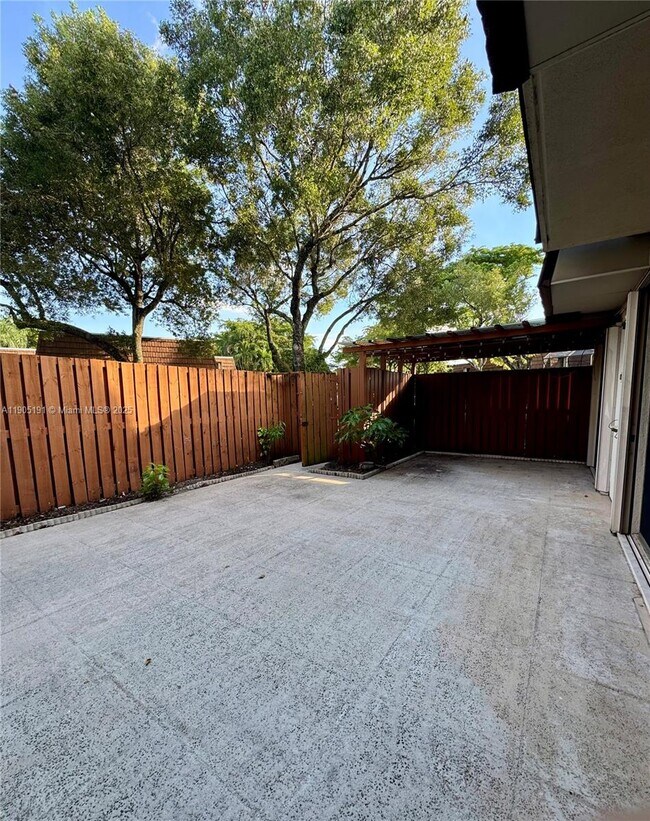 Building Photo - 9143D SW 23rd St