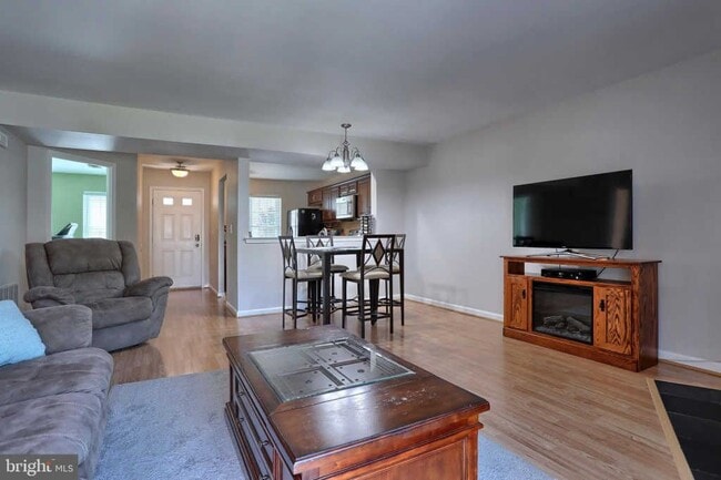 Building Photo - 1952 Wexford Rd