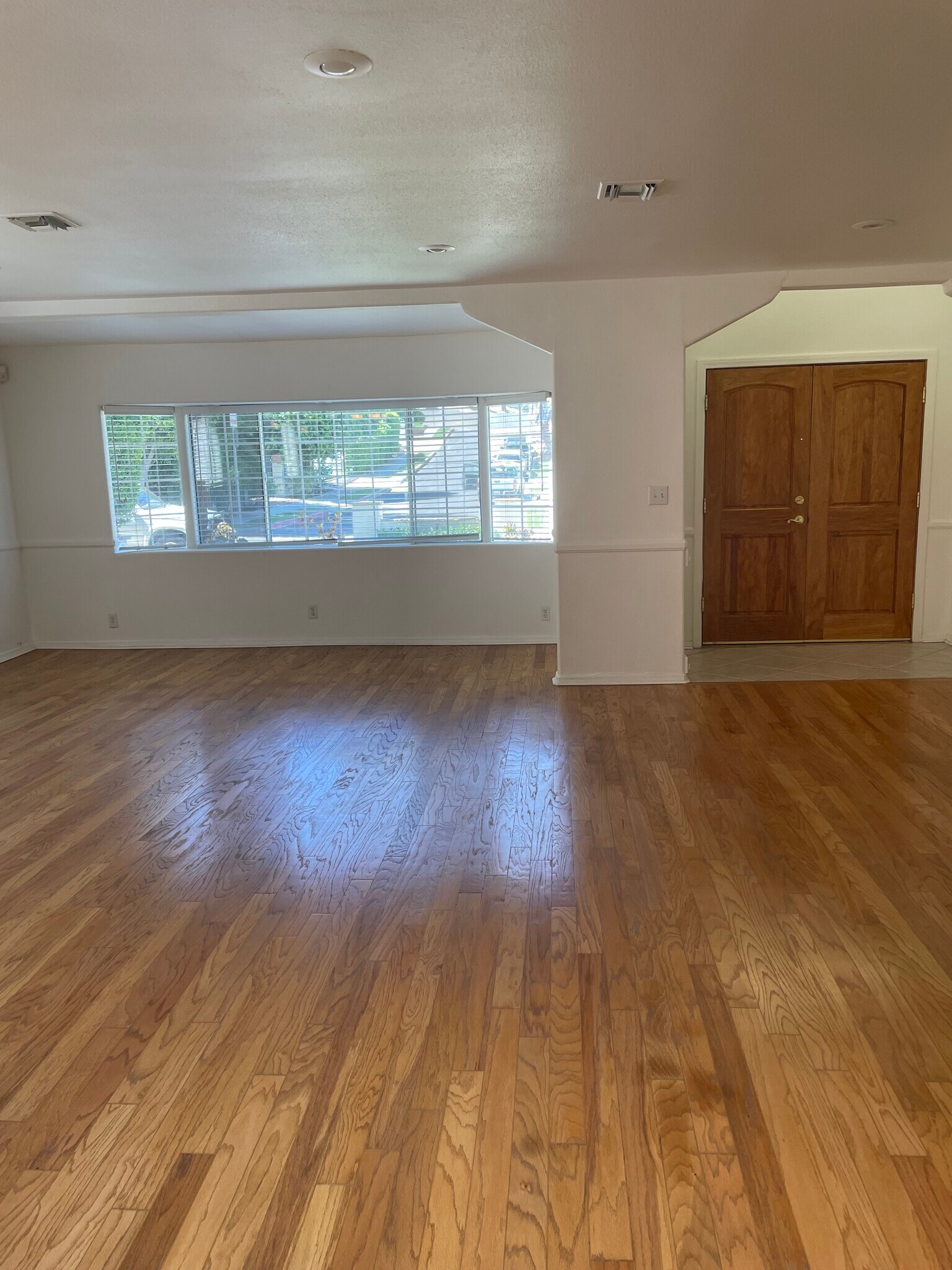 Building Photo - 5358 Baza Ave