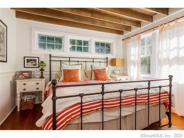 Building Photo - 25 Dorr St