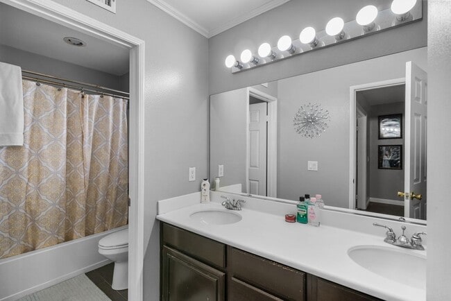 Building Photo - 26426 Cardinal Dr