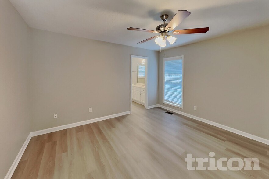 Building Photo - 138 Putter Point Dr