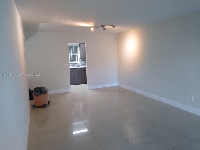 Building Photo - 7410 SW 82nd St