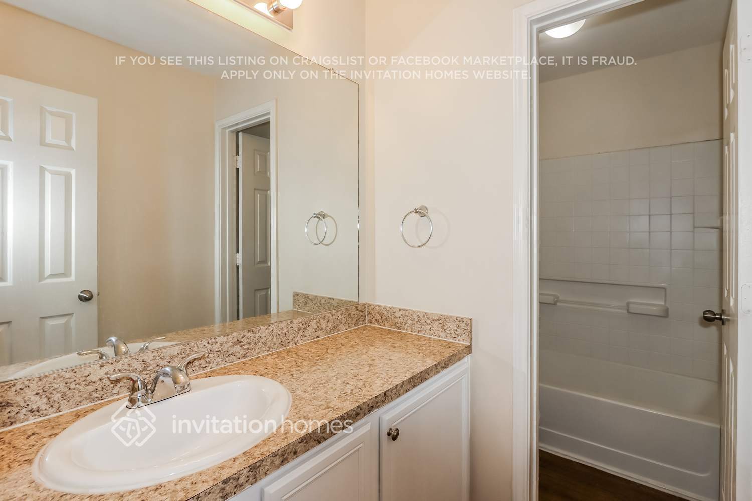 Building Photo - 15835 Regal Trace Ln